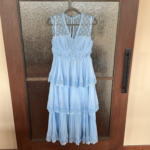 Elegant Blue Layered Dress size US 8. - Picture 8 of 15